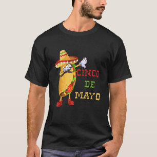 Mexican Dabbing Taco Cinco De Mayo Poncho Sombrero T-Shirt