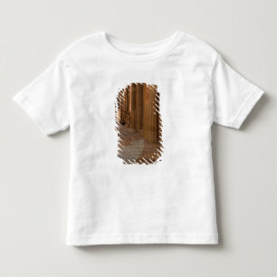 Mexico, San Miguel de Allende, Sidewalk with Toddler T-shirt