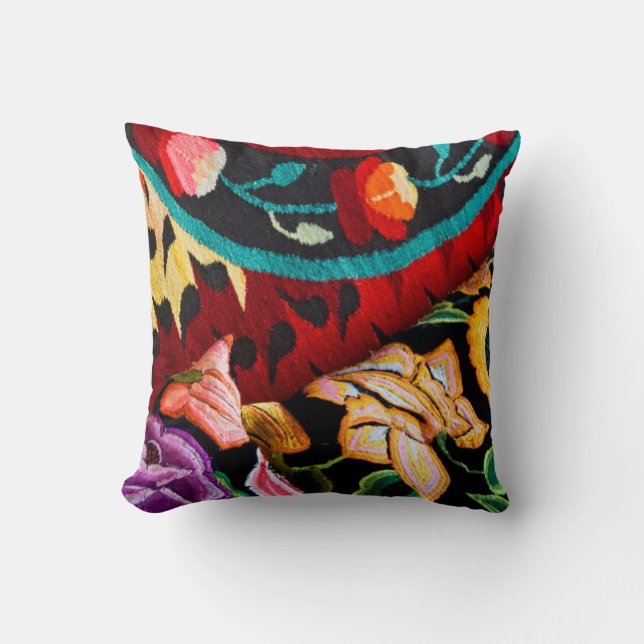 Mexico, San Miguel de Allende Throw Pillow (Front)