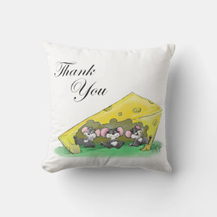 Mic, Mac and Moe's Feast Of Thanksgiving/Image Throw Pillow