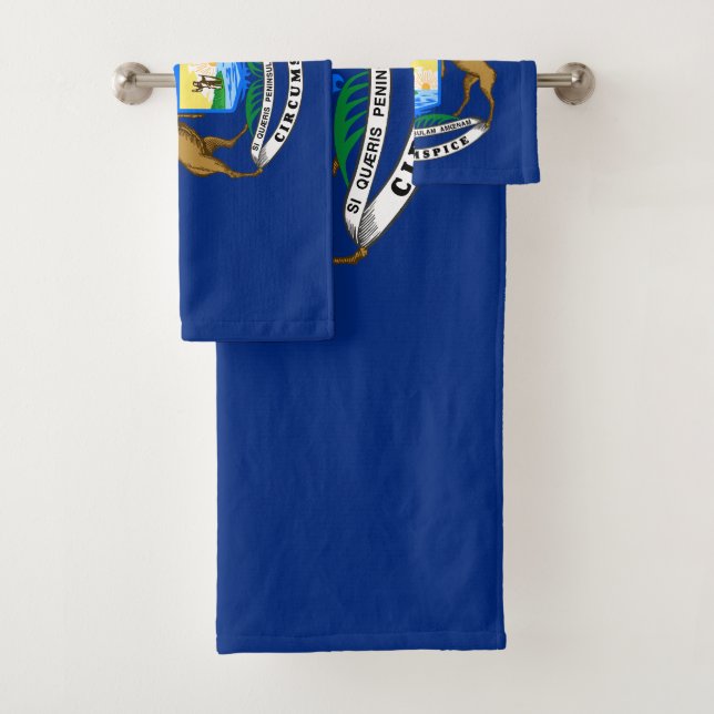 Michigan State Flag Bath Towel Set (Insitu)