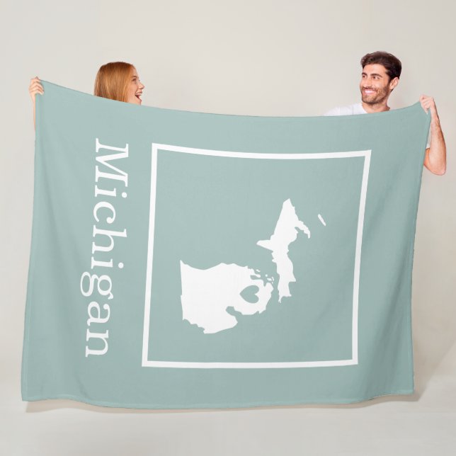 Michigan state map  with heart shape custom colour fleece blanket (In Situ)
