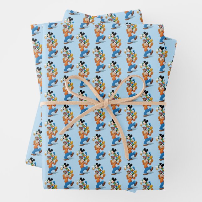 Mickey And Friends | Mickey Decorating The Tree Wrapping Paper Sheet (In situ)