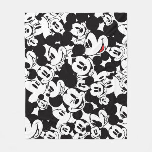 Mickey & Friends Classic Mickey Pattern Fleece Blanket