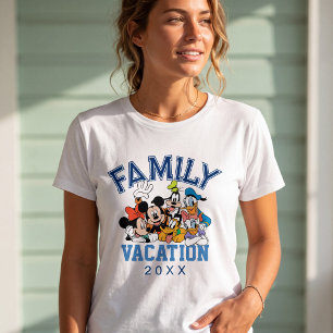 Mickey & Friends - Family Vacation T-Shirt