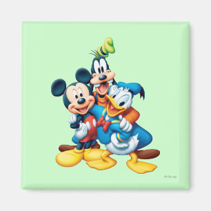 Mickey & Friends   Group Hug Magnet