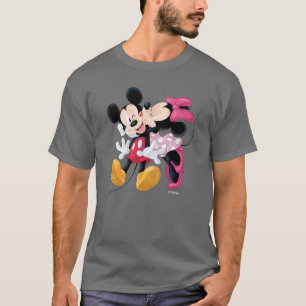 Mickey & Minnie   Valentine's Day Smooch T-Shirt