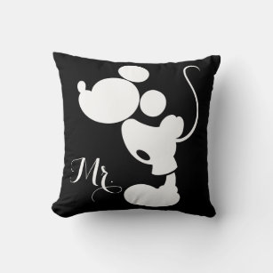 Mickey & Minnie Wedding   Silhouette Throw Pillow