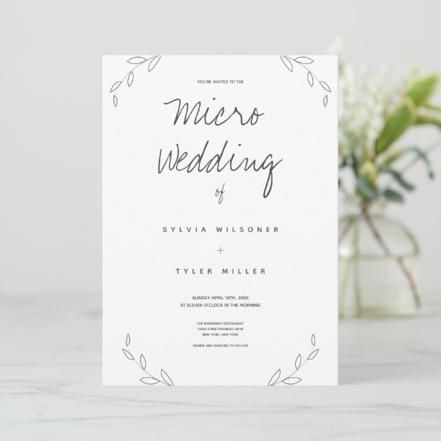 Micro Wedding White Grey Leaves (Standing Front)