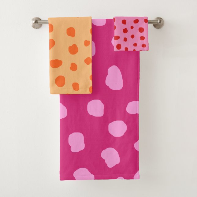 mid century modern dalmatian spots animal pattern bath towel set (Insitu)
