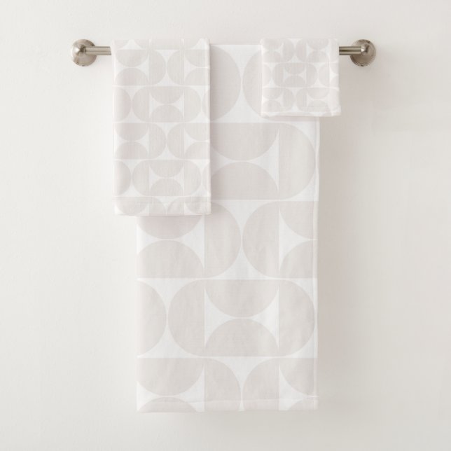 Mid Century Modern Pattern Pale Beige And White Bath Towel Set (Insitu)