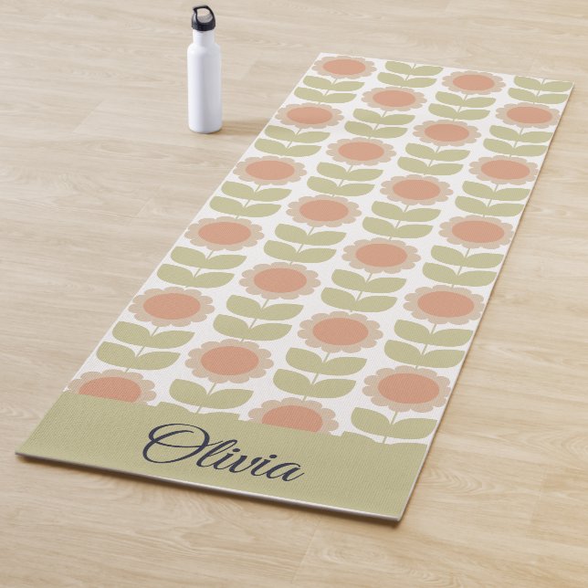 Mid-Century Pastel Pink Retro Floral Pattern Yoga Mat (In Situ)