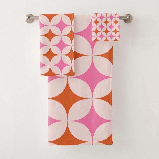 Mid Century Retro Starbursts Pattern Orange Pink  Bath Towel Set (Insitu)