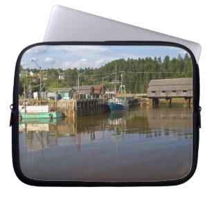 Mid tide at the Bay of Fundy at St. Martins, New Laptop Sleeve