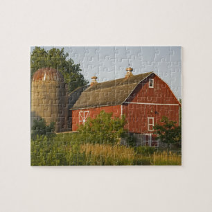 Midwestern Red Barn Jigsaw Puzzle