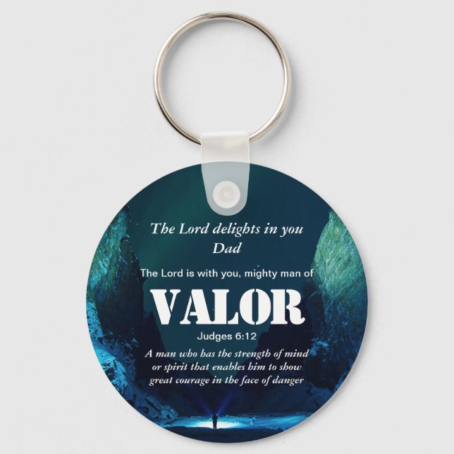 MIGHTY MAN OF VALOR | Christian Keychain (Front)