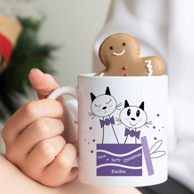 Mignonne Chat Noël Présente Mug (Violet) (Créateur téléchargé)