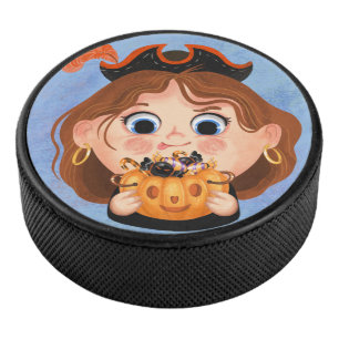 Mignonne fille en costume d'Halloween pirate Candy