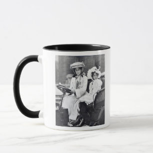 Millicent Duchess of Sutherland and her daughter Mug