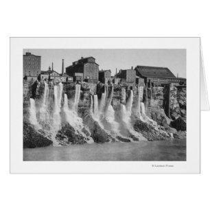 Mills sur le côté américain de Niagara Falls