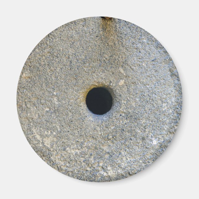 millstone mill stone flour wheat cereal bread grin magnet (Front)