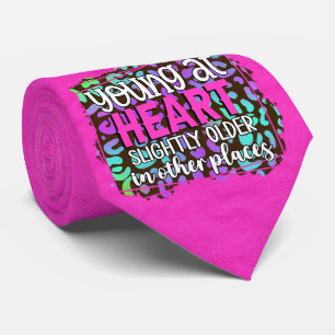 Milo Dale Young au coeur rose cravate homme