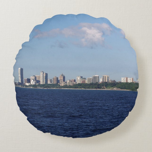 Milwaukee Skyline round pillow (Front)