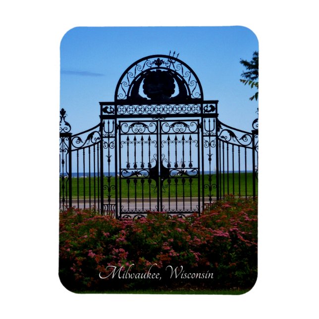 Milwaukee, Wisconsin Magnet (Vertical)