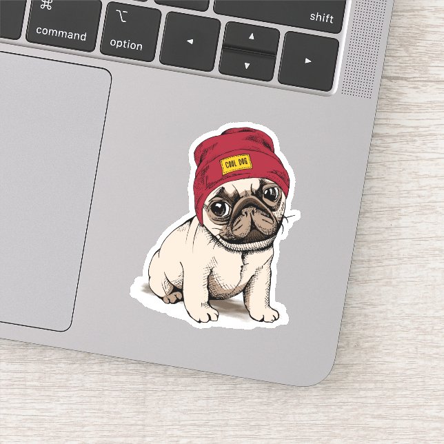 Mini Puppy Hipster Pug (Detail)