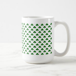 Mini tasse de café de shamrocks pour le jour de St