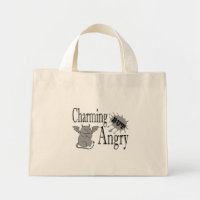 Charming mais en colère petit chat diable drôle ci