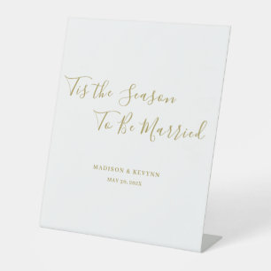 Minimal and Chic   Wedding  Pedestal Sign