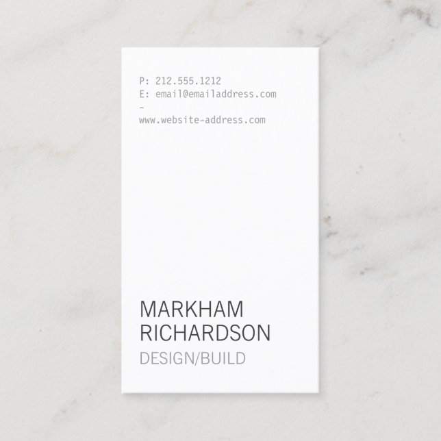 Minimal and Modern White Business Card (Front)