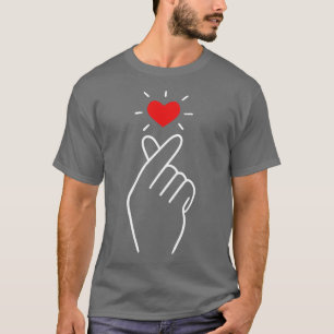 Minimal Finger heart T-Shirt