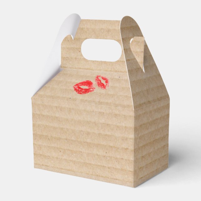 Minimal Red Lip Print Favor Box (Front Side)