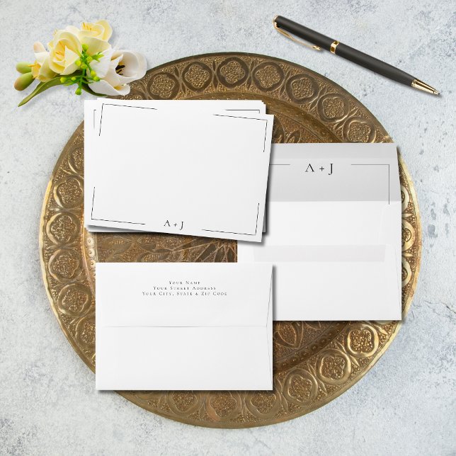 Minimal Typography Black & White Wedding Envelope (Minimal Typography Black & White Wedding Envelope)