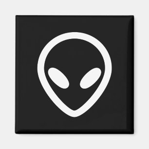 Minimalist Alien is watching you Magnet