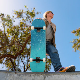Minimalist Art: Fractured Ice Skateboard