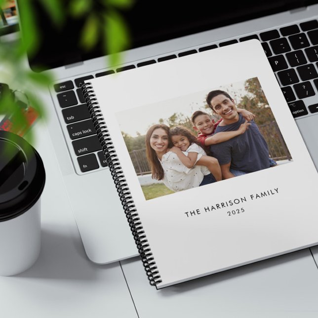 Minimalist Family Name and Photo Planner (Creator Uploaded)