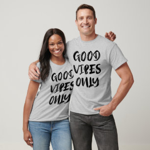 Minimalist "Good Vibes Only" Graphic Design T-Shirt