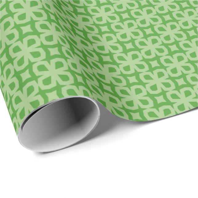 Minimalist Green Geometric Four-Leaf Clover Wrapping Paper (Roll Corner)