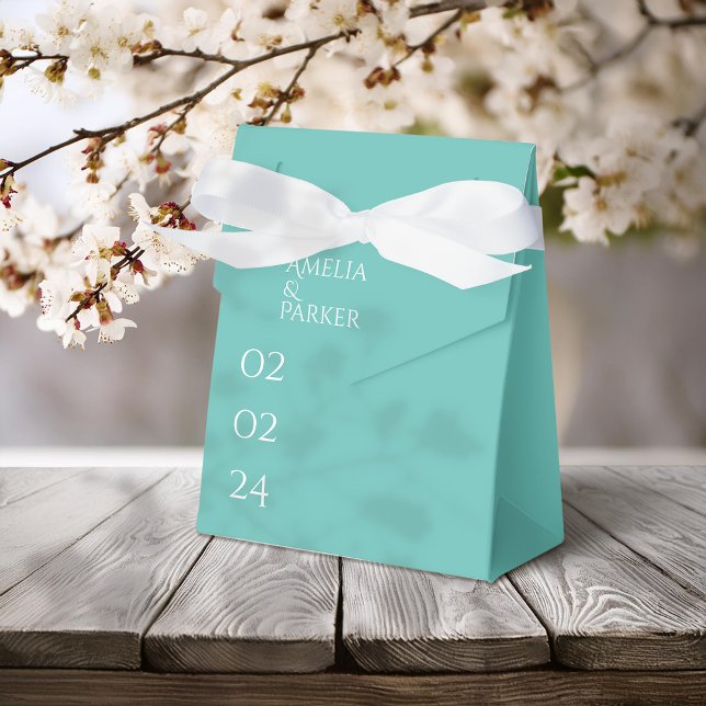 Minimalist Green Wedding Favour Box (Creator Uploaded)