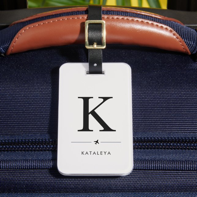 Minimalist Initial Luggage Tag (Front Insitu 2)