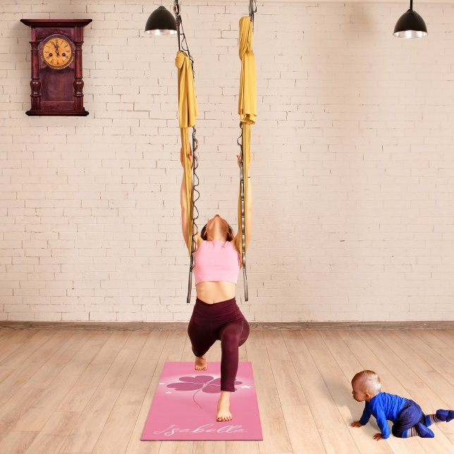 Minimalist Lucky Clover Yoga Mat  (Creator Uploaded)