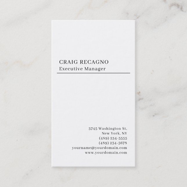 Minimalist Modern Plain Trendy Black White Business Card (Front)