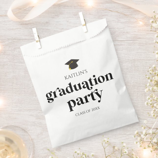 Minimalist Modern Retro Graduation Party Favour Bag (Clipped)