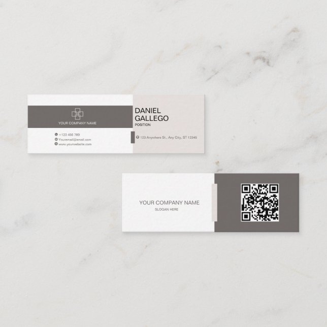 Minimalist Professional Business Card (Front/Back)
