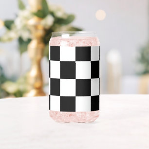 Minimalist Retro Chequered – Monochrome Streetwear Can Glass
