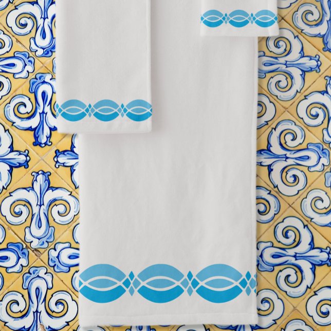 Minimalist Retro Pattern Customizable Bath Towel Set (Creator Uploaded)