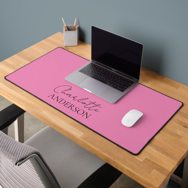 Minimalist Simple Monogram Name Pink Desk Mat (Bureau 2)